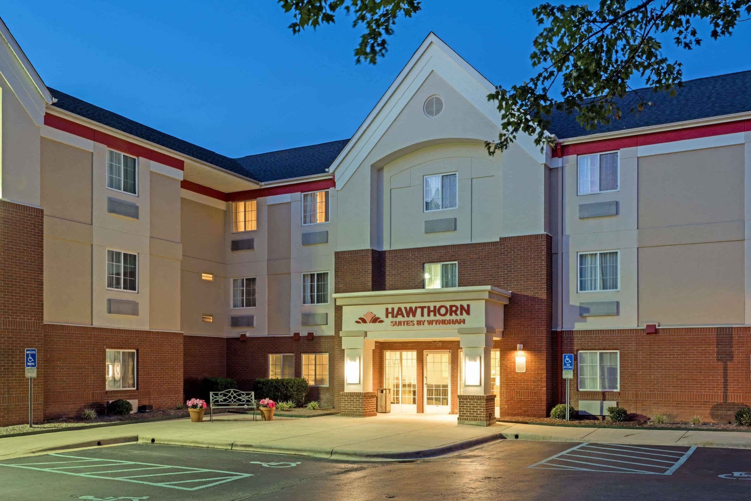 Mainstay Suites Raleigh - Cary Exterior photo