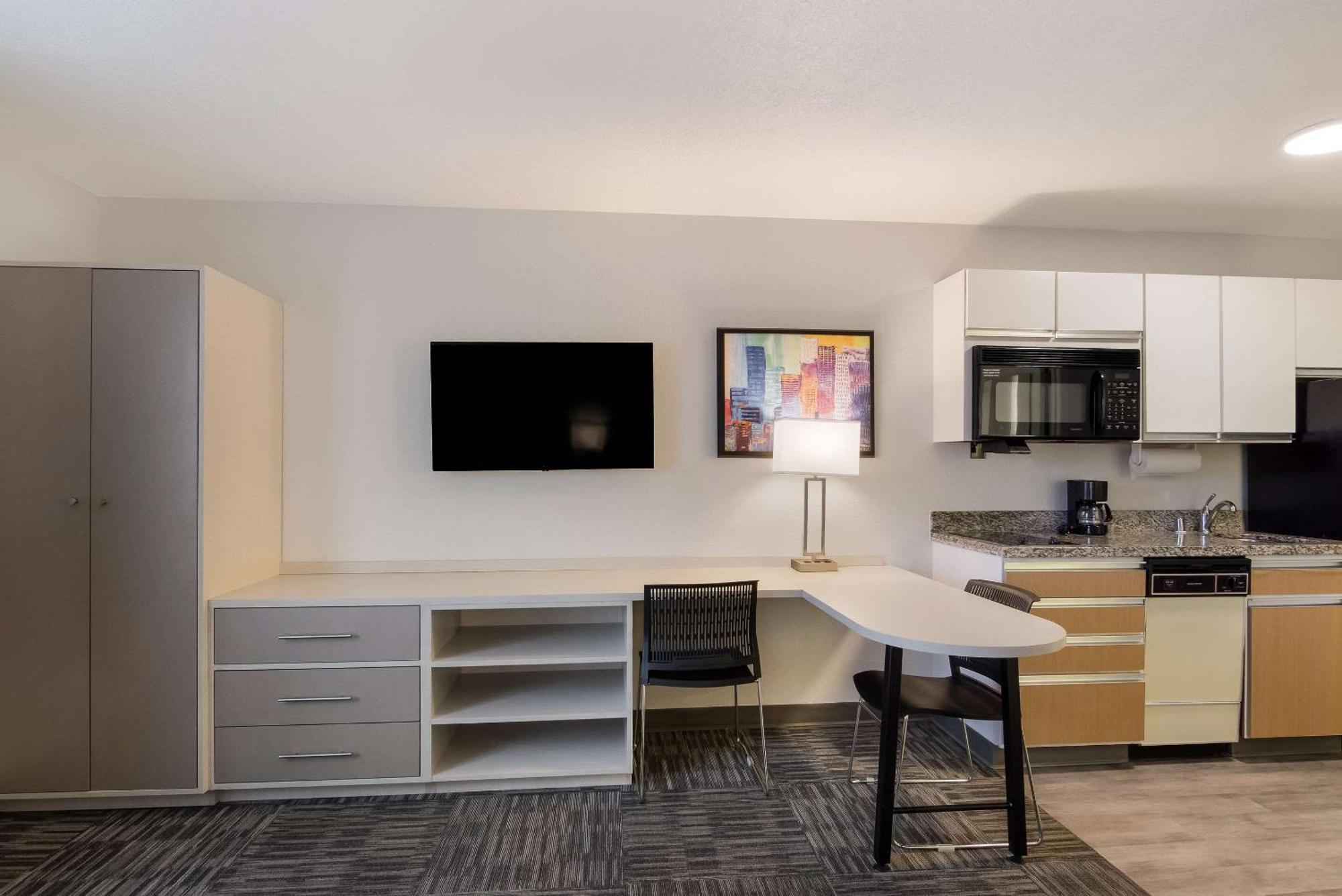 Mainstay Suites Raleigh - Cary Exterior photo