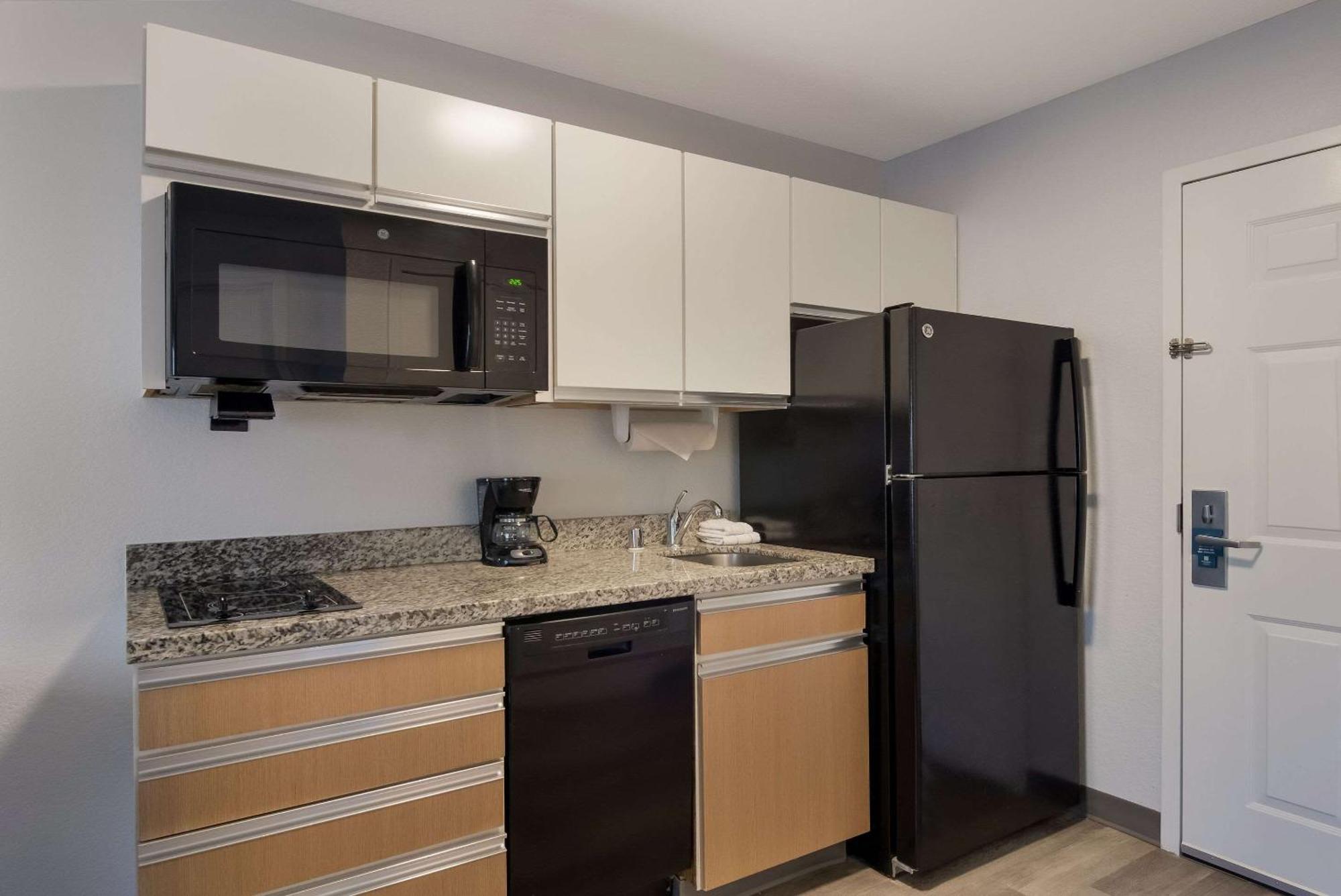 Mainstay Suites Raleigh - Cary Exterior photo