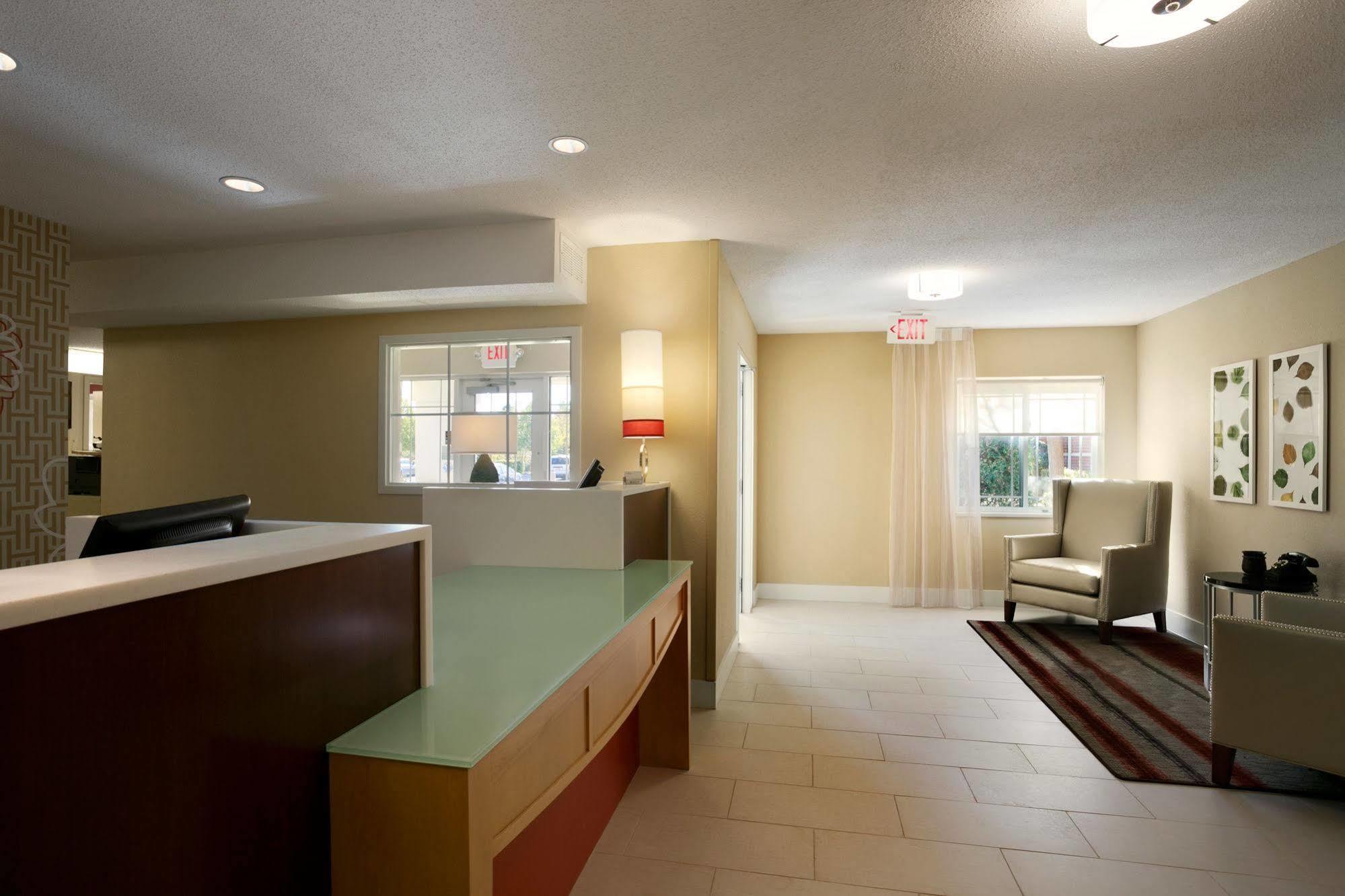 Mainstay Suites Raleigh - Cary Exterior photo